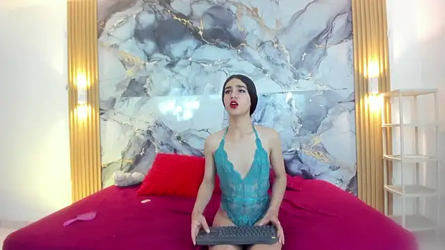 Mariana 16  online show from February 7, 2026, 7:44 pm