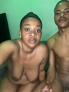 beverlyxxxx online show from November 5, 2025, 11:19 pm