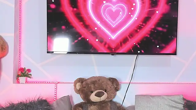 keyla noa online show from September 15, 2025, 7:25 pm