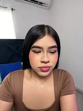 Snapshot of Lily_Woodz chatting on February 20, 2026, 7:05 pm Lily Woodz online show from February 20, 2026, 7:05 pm