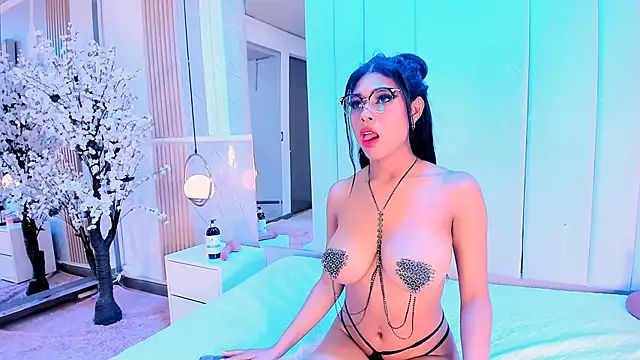 Snapshot of salomebenz chatting on September 23, 2025, 8:49 pm salomebenz online show from September 23, 2025, 8:49 pm