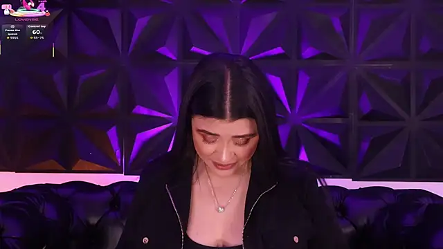 Snapshot of AnikaRomanoff chatting on November 3, 2025, 3:56 am AnikaRomanoff online show from November 3, 2025, 3:56 am