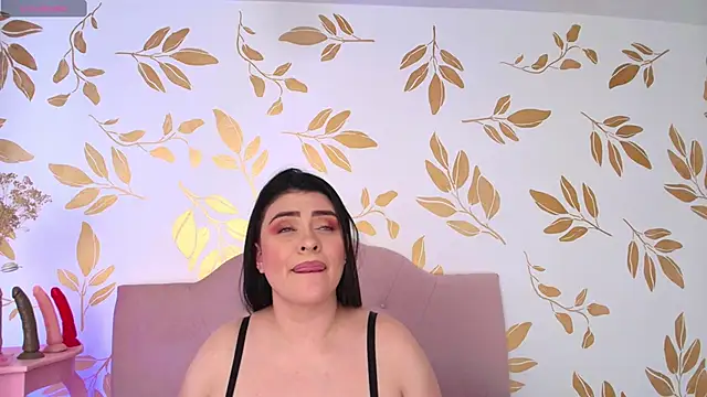 Snapshot of AnikaRomanoff chatting on February 25, 2025, 6:12 pm AnikaRomanoff online show from February 25, 2025, 6:12 pm