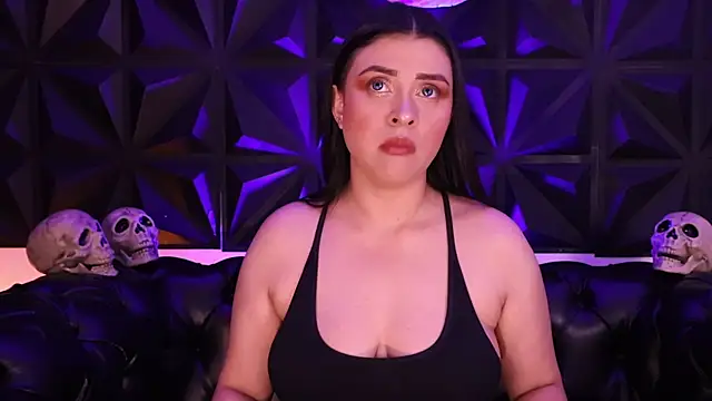 Snapshot of AnikaRomanoff chatting on October 29, 2025, 3:49 am AnikaRomanoff online show from October 29, 2025, 3:49 am