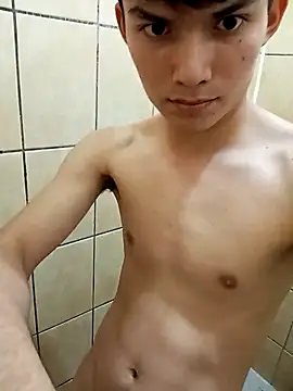 Snapshot of Jair2137 chatting on December 18, 2024, 3:58 am Jair2137 online show from December 18, 2024, 3:58 am