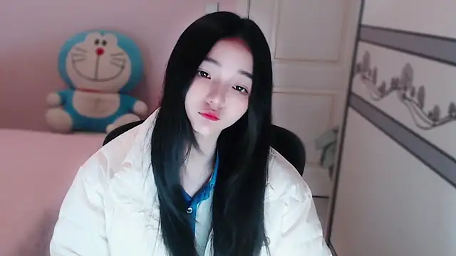 xiao-xiao-D online show from November 2, 2025, 3:22 am