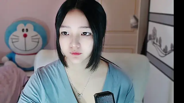 Snapshot of xiao-xiao-D chatting on February 27, 2025, 5:40 am xiao-xiao-D online show from February 27, 2025, 5:40 am
