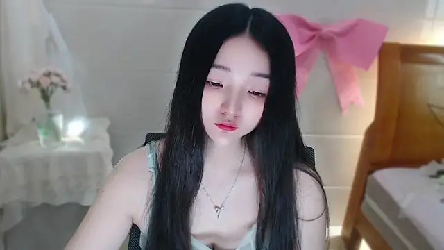 xiao-xiao-D online show from April 8, 2026, 5:09 am