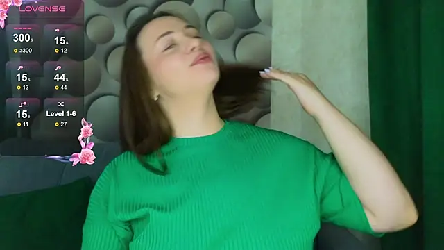 Cute smile sharon online show from October 3, 2025, 4:36 am