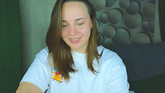 Cute smile sharon online show from September 20, 2025, 3:17 pm