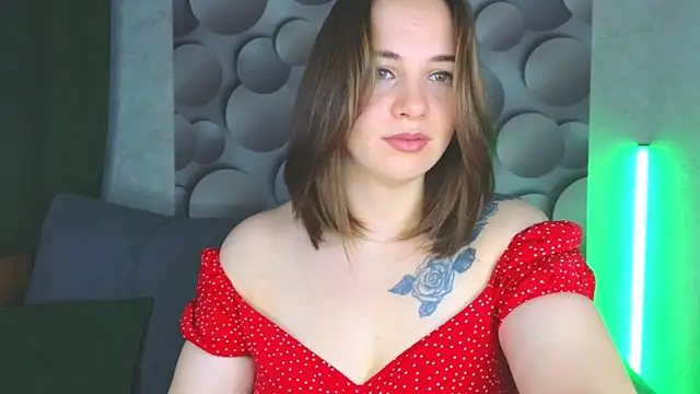 Snapshot of Cute_smile_sharon chatting on February 14, 2025, 2:07 am Cute smile sharon online show from February 14, 2025, 2:07 am