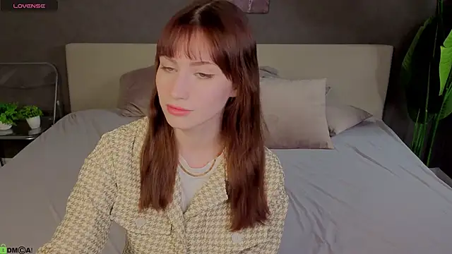 Mollly Rouge online show from November 10, 2025, 12:26 am