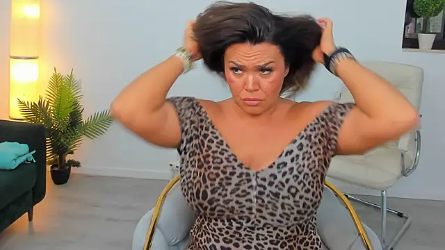 Aileen Stone online show from October 27, 2025, 3:35 pm