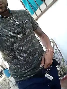 dulcedeseo13 online show from October 11, 2025, 3:24 pm