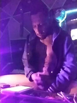 dulcedeseo13 online show from October 23, 2025, 12:15 pm