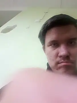 Snapshot of Nelixuss chatting on December 18, 2024, 12:40 pm Nelixuss online show from December 18, 2024, 12:40 pm