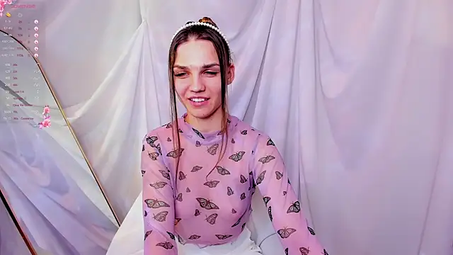 lesi bloom online show from March 2, 2025, 2:58 pm