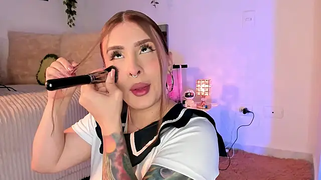 Alissonroses online show from October 25, 2025, 9:37 pm