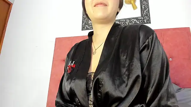 Snapshot of Samantha_Good chatting on October 2, 2025, 12:52 pm Samantha Good online show from October 2, 2025, 12:52 pm