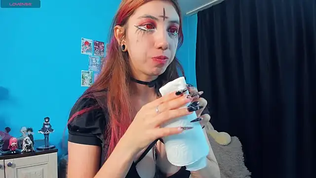 Snapshot of _Mindy_ chatting on September 27, 2025, 3:23 am Mindy online show from September 27, 2025, 3:23 am