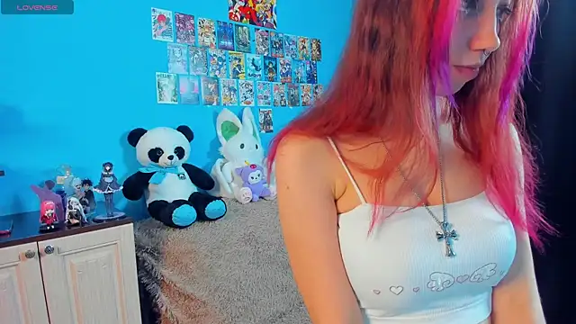 Snapshot of _Mindy_ chatting on October 13, 2025, 3:30 am Mindy online show from October 13, 2025, 3:30 am