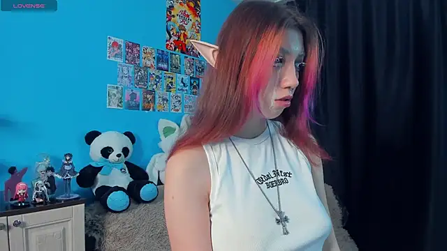 Snapshot of _Mindy_ chatting on October 21, 2025, 2:00 am Mindy online show from October 21, 2025, 2:00 am