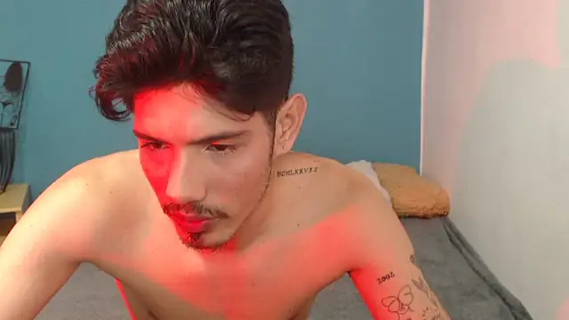 Snapshot of fabrizzio__ chatting on February 10, 2025, 7:28 pm fabrizzio online show from February 10, 2025, 7:28 pm