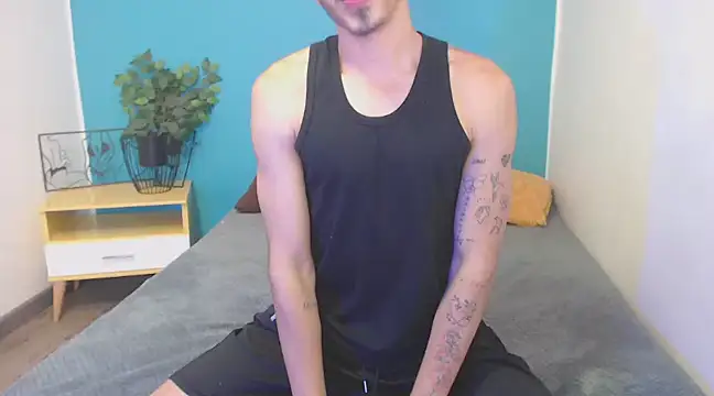 Snapshot of fabrizzio__ chatting on March 5, 2025, 4:46 pm fabrizzio online show from March 5, 2025, 4:46 pm