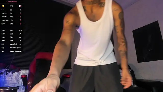 JhonyMiller  online show from February 3, 2026, 8:03 pm