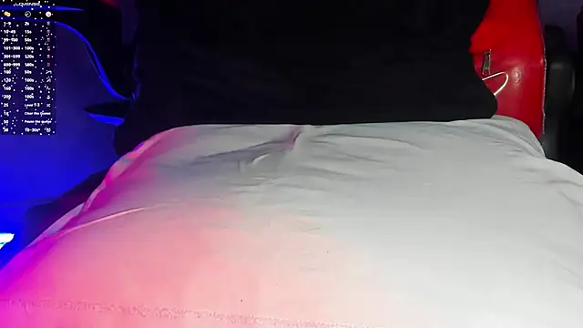 JhonyMiller  online show from September 28, 2025, 7:59 am