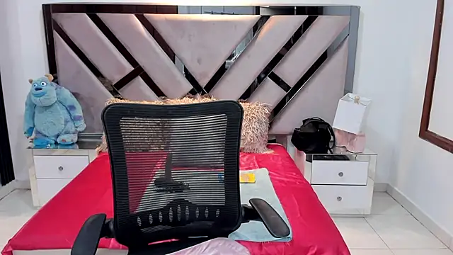 Snapshot of natalia5560 chatting on September 16, 2025, 12:50 pm natalia5560 online show from September 16, 2025, 12:50 pm