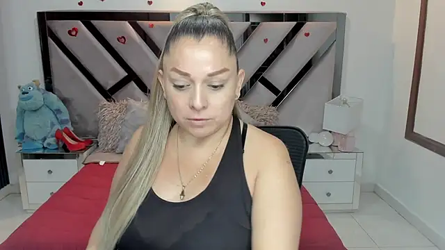 Snapshot of natalia5560 chatting on October 20, 2025, 1:00 pm natalia5560 online show from October 20, 2025, 1:00 pm