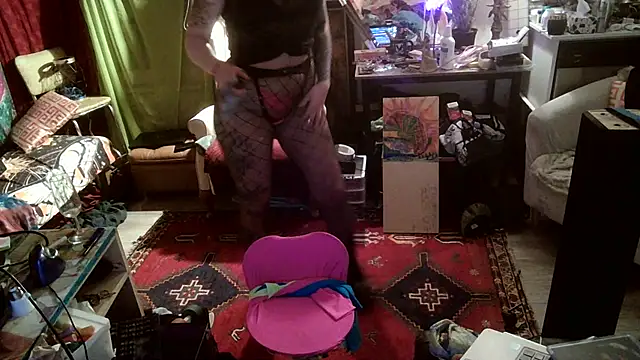 Snapshot of SilverandFox chatting on March 11, 2025, 8:41 am SilverandFox online show from March 11, 2025, 8:41 am