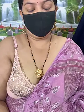 Snapshot of FlatVincy4 chatting on September 28, 2025, 6:31 am FlatVincy4 online show from September 28, 2025, 6:31 am