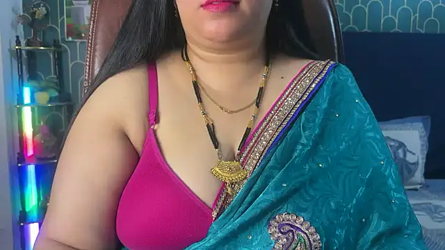 FlatVincy4 online show from March 2, 2026, 5:08 am