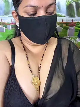 Snapshot of FlatVincy4 chatting on October 3, 2025, 4:41 pm FlatVincy4 online show from October 3, 2025, 4:41 pm