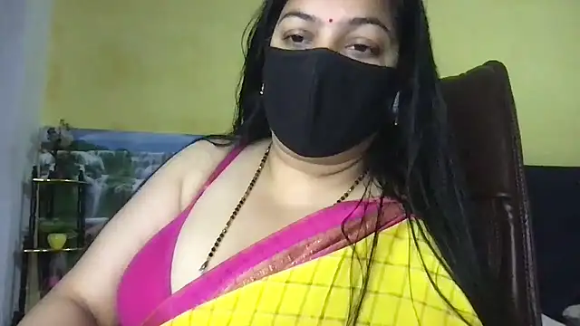 FlatVincy4 online show from December 22, 2025, 5:29 am