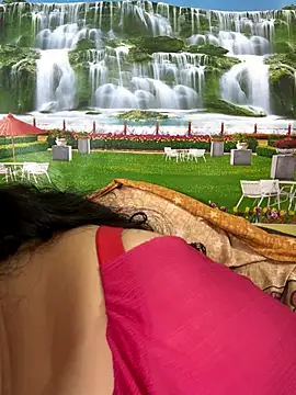 Snapshot of FlatVincy4 chatting on September 24, 2025, 3:35 am FlatVincy4 online show from September 24, 2025, 3:35 am