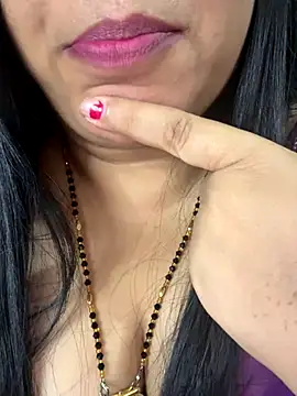 Snapshot of FlatVincy4 chatting on October 26, 2025, 4:29 pm FlatVincy4 online show from October 26, 2025, 4:29 pm