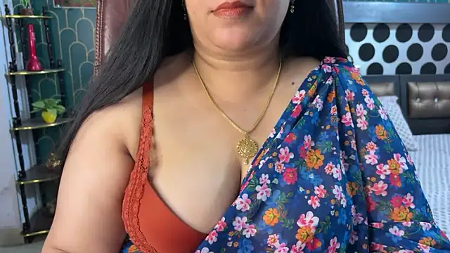 Snapshot of FlatVincy4 chatting on June 4, 2026, 7:35 am FlatVincy4 online show from June 4, 2026, 7:35 am