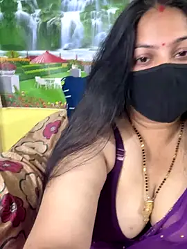 Snapshot of FlatVincy4 chatting on October 11, 2025, 5:47 pm FlatVincy4 online show from October 11, 2025, 5:47 pm