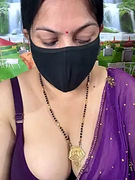 Snapshot of FlatVincy4 chatting on October 16, 2025, 3:48 am FlatVincy4 online show from October 16, 2025, 3:48 am