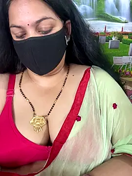 Snapshot of FlatVincy4 chatting on October 2, 2025, 3:59 pm FlatVincy4 online show from October 2, 2025, 3:59 pm