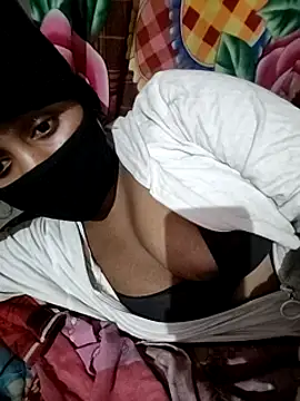 Looliya02 online show from January 28, 2025, 9:08 pm