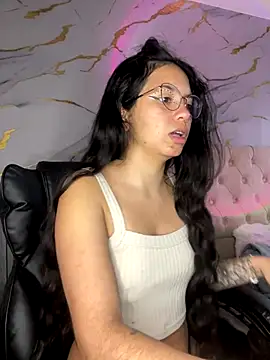 Snapshot of Rosita_forever_ chatting on October 7, 2025, 2:51 pm Rosita forever  online show from October 7, 2025, 2:51 pm