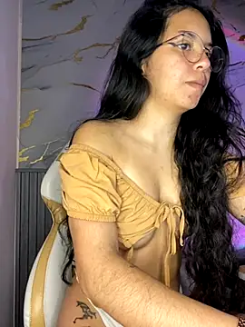 Snapshot of Rosita_forever_ chatting on September 18, 2025, 1:36 pm Rosita forever  online show from September 18, 2025, 1:36 pm