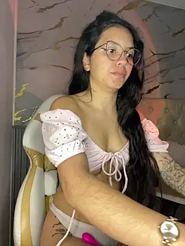 Snapshot of Rosita_forever_ chatting on September 22, 2025, 8:15 pm Rosita forever  online show from September 22, 2025, 8:15 pm