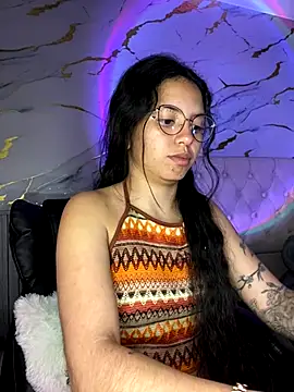 Snapshot of Rosita_forever_ chatting on October 10, 2025, 2:29 pm Rosita forever  online show from October 10, 2025, 2:29 pm