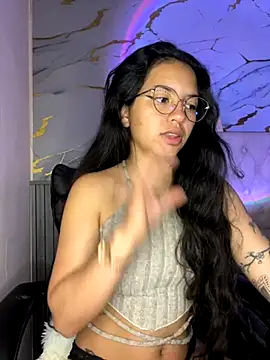 Snapshot of Rosita_forever_ chatting on October 13, 2025, 2:07 pm Rosita forever  online show from October 13, 2025, 2:07 pm