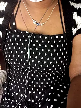 Snapshot of Tamilbigboobie chatting on October 28, 2025, 7:51 am Tamilbigboobie online show from October 28, 2025, 7:51 am